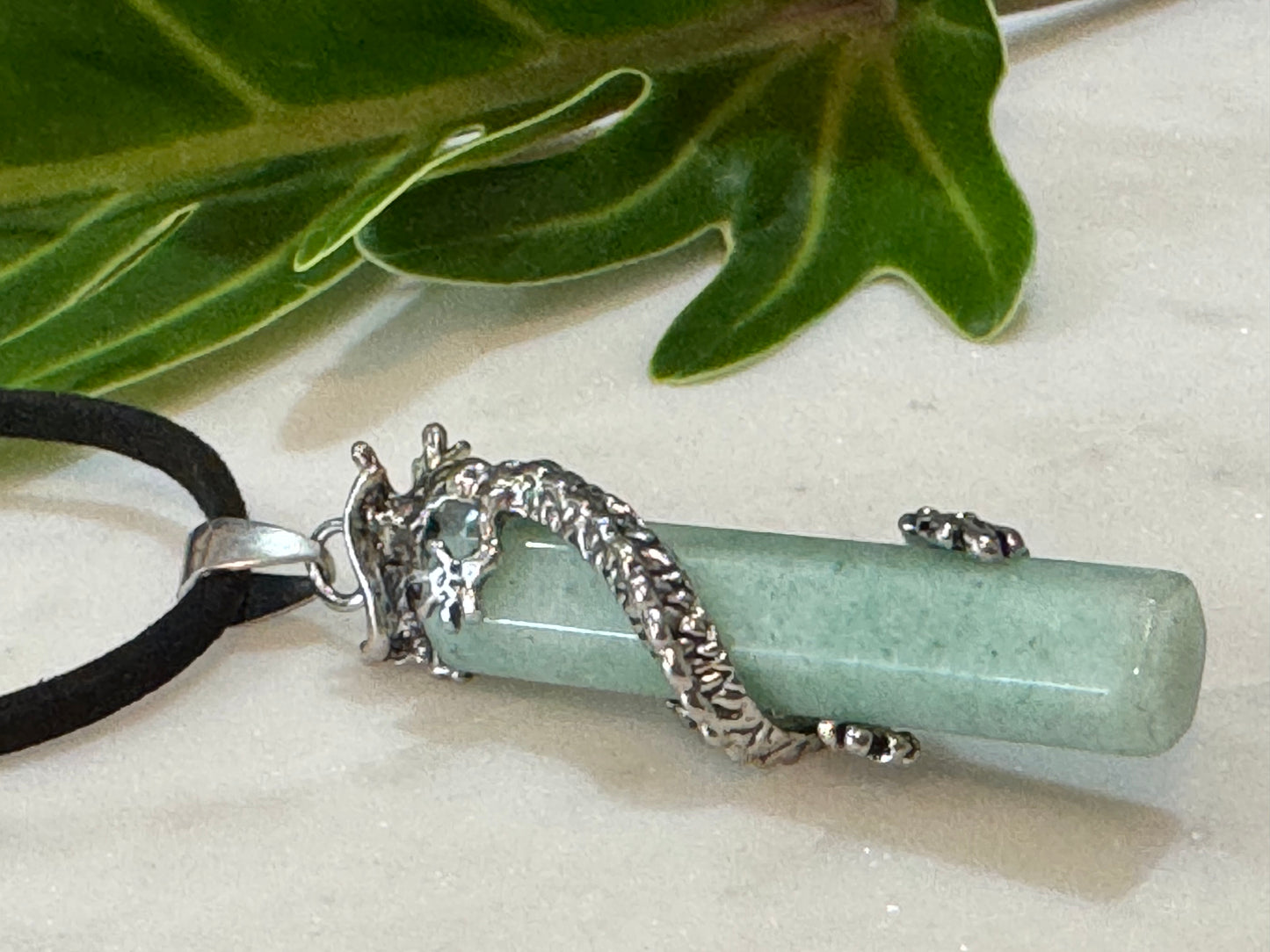 Green Adventurine Dragon-Wrap Drop Pendant Necklace