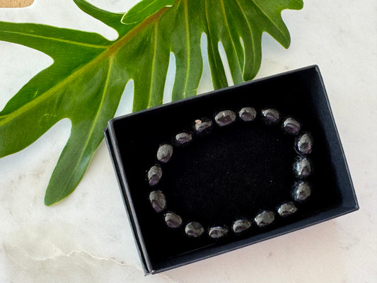 Nuumite Tumble Bead Bracelet