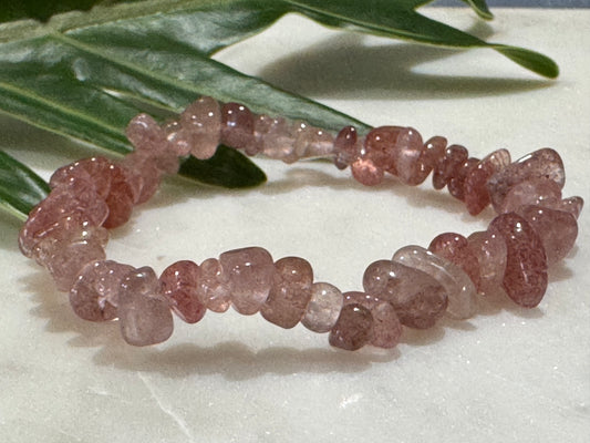 Strawberry Quartz Crystal Chip Bracelet
